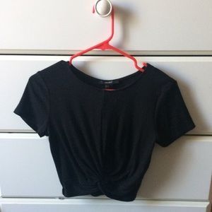 FOREVER 21 Black Crop Top